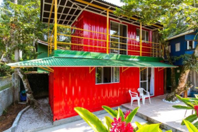 Casa Container Tiê-Vermelho